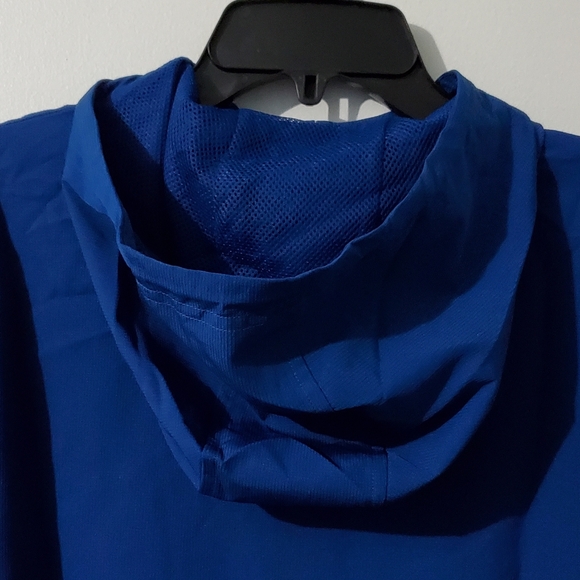 Under Armour men's Windbreaker Jacket. NWT - Picture 9 of 11